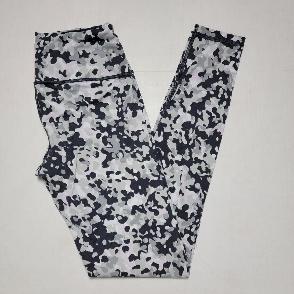Victoria's Secret Gray Camo Leggings SZ XS